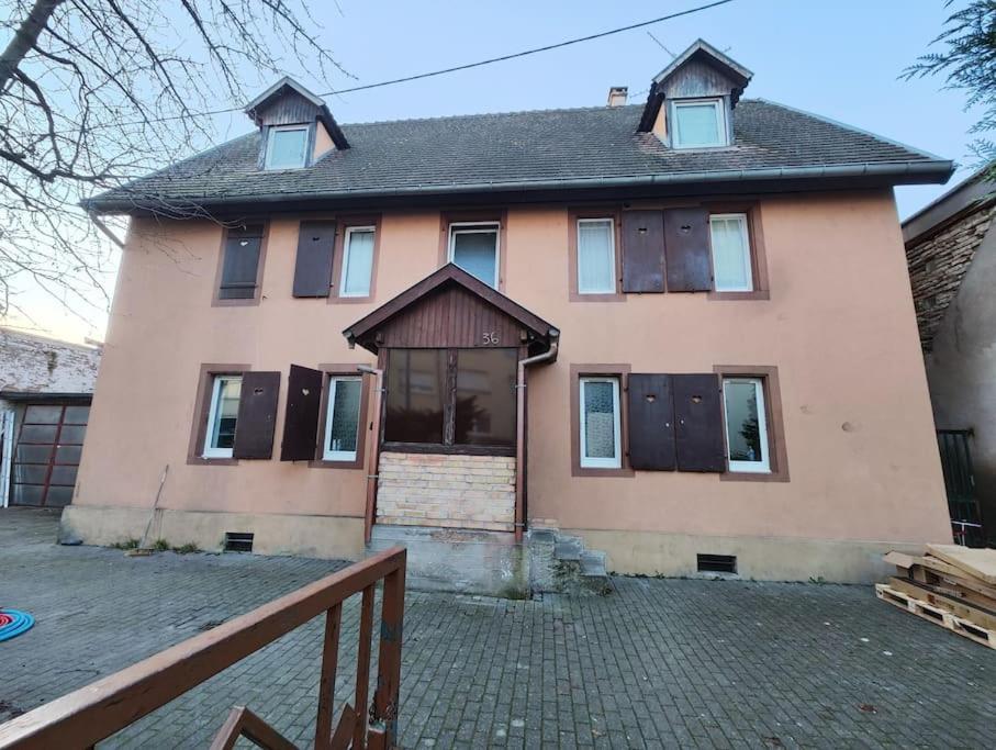 Comfortable T2 Apartment In Neudorf, Straßburg Exterior foto